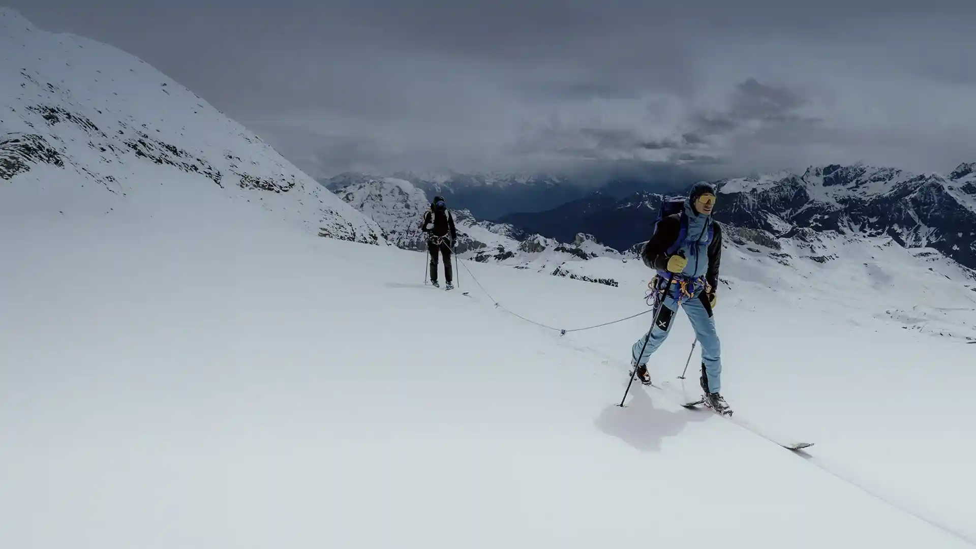 header-ski-touren.dark